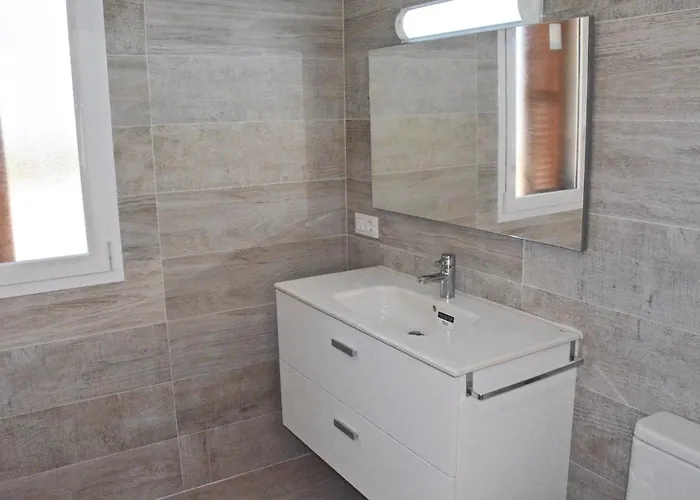 4 Bedroom Amazing In Picafort Can Picafort (Mallorca)