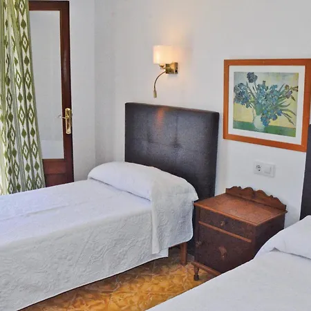 بيت للعطل 4 Bedroom Gorgeous In Picafort